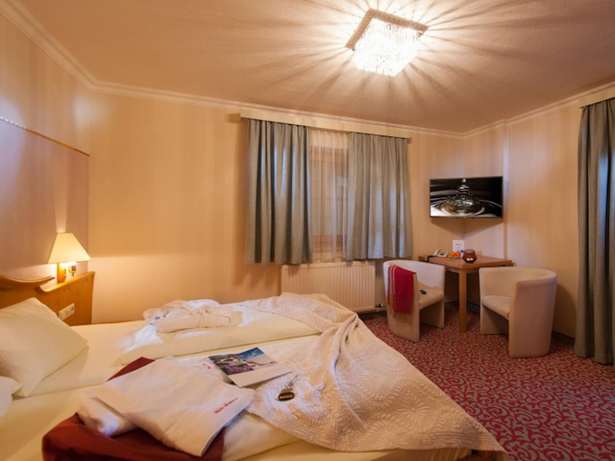 Bedroom 6