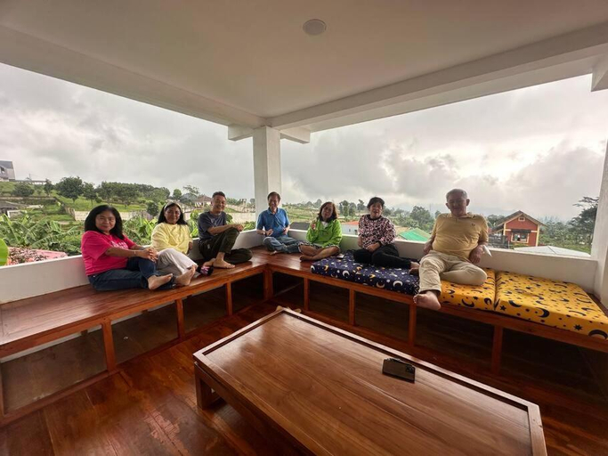 Food & Drinks, Jason Farm Villa, Cianjur