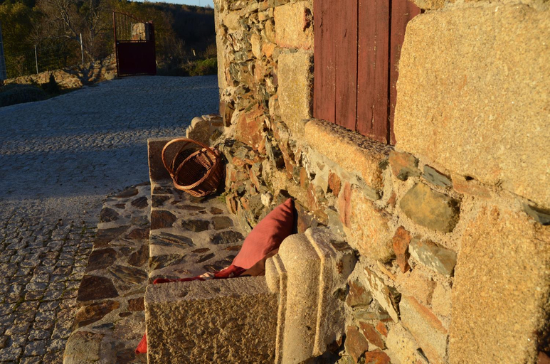 Others 5, Casa do Manego, Sabugal