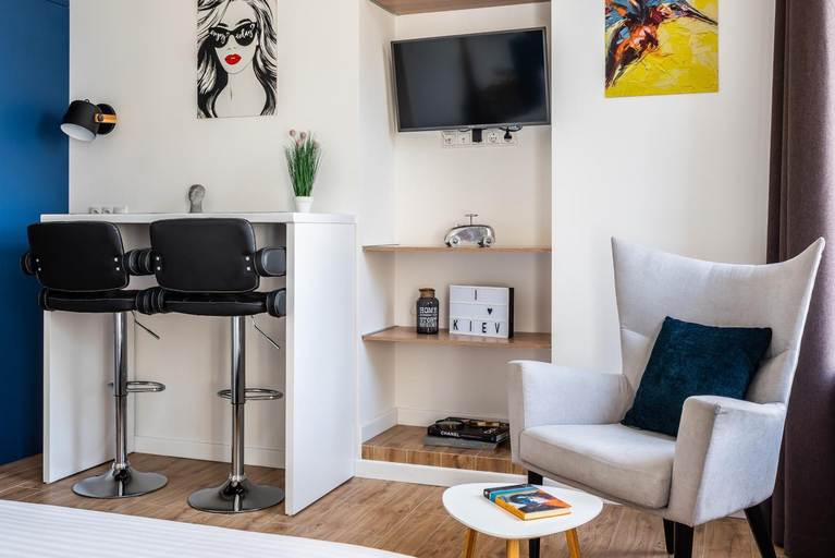 Others 2, Stylish Kyiv Apartments - Walk to Maidan - Khreshchatyk, Shevchenkivs'kyi