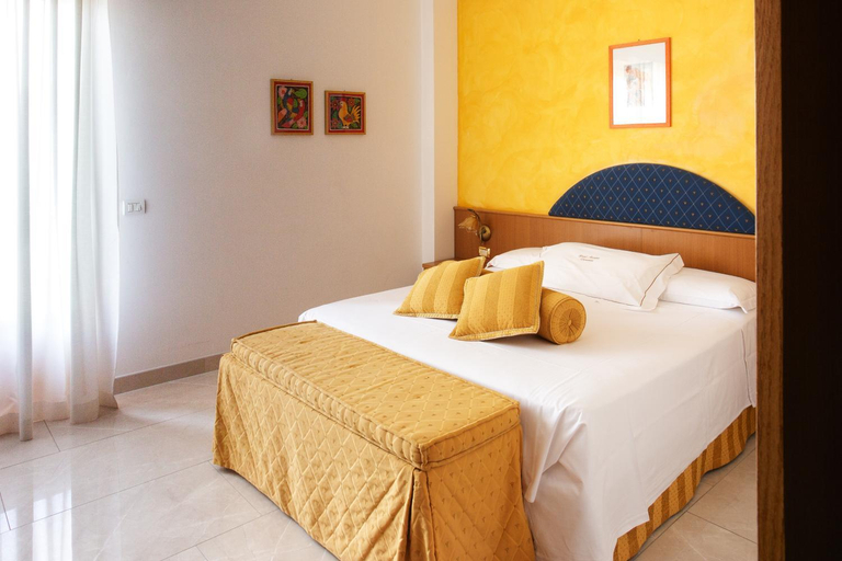 Bedroom 3, Hotel Marina, Biella
