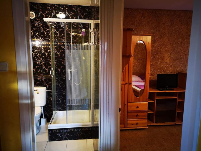 Others 5, Szeplak apartman, Siófok