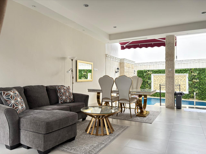 Others 2, Villa Fitsu Bhuvana, Bogor