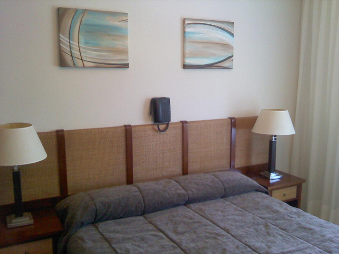 Others 5, Ayres del Este, Pinamar