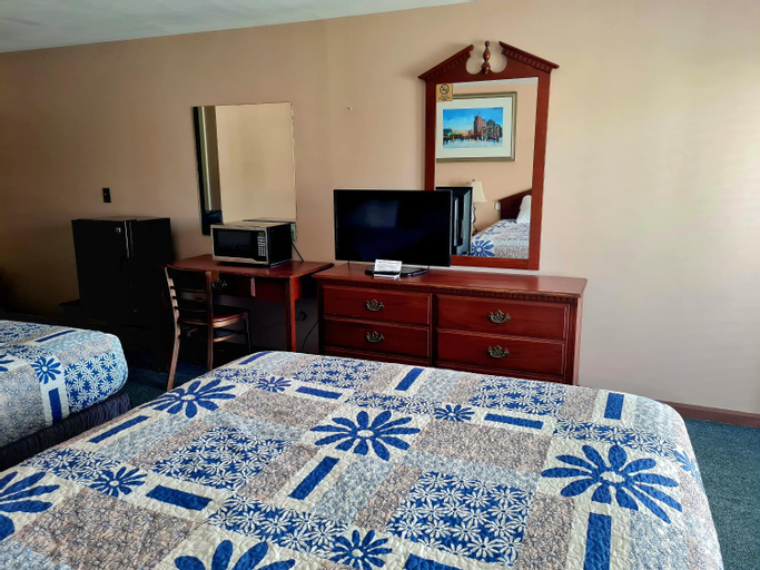 Bedroom 2, Regal Inn Hampton Beach, Rockingham