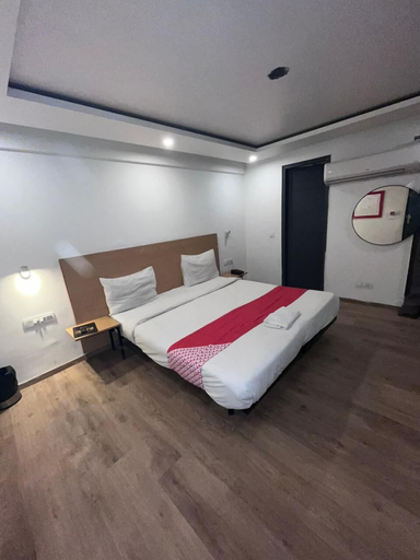Bedroom 5, Hotel Arena, Gurgaon