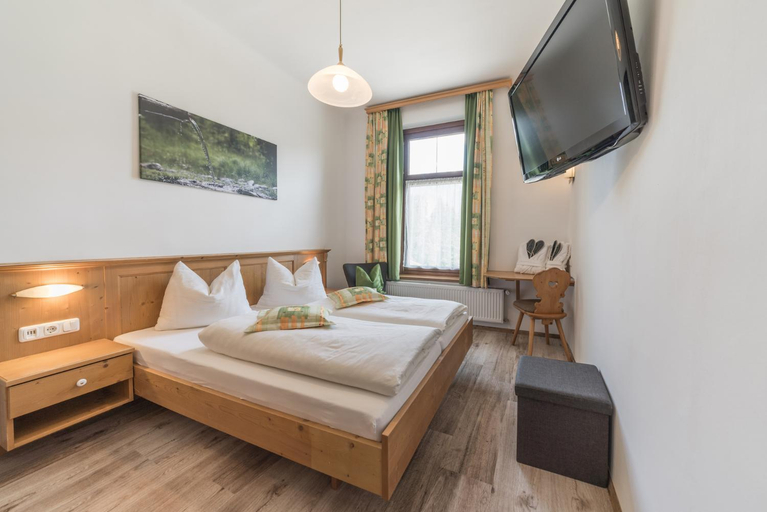 Bedroom 2, Hotel Gasthof Gribelehof, Lienz