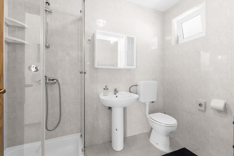Bathroom 2, Apartment Morena2, Novigrad