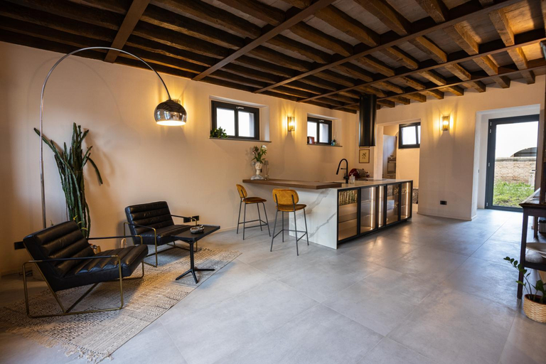 Others 5, Room & Breakfast Civico 07, Parma