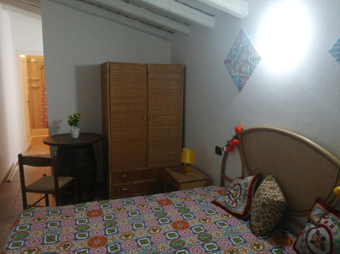 Others 5, B&B Sikelia, Palermo