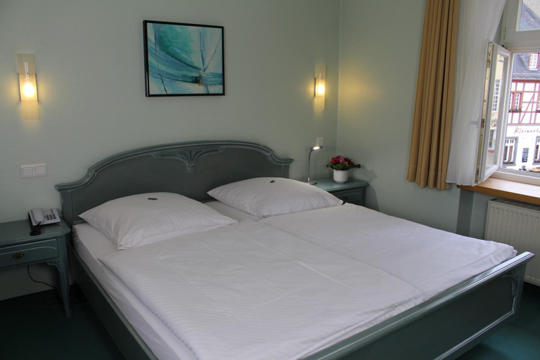 Bedroom 2, Hotel Zum Stern, Ahrweiler