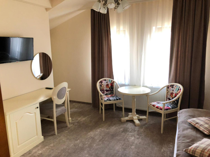 Others 3, Ana Boutique, Alba Iulia