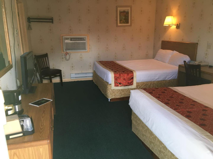 Bedroom 2, Motel 88, Otsego