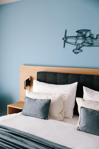 Bedroom 16