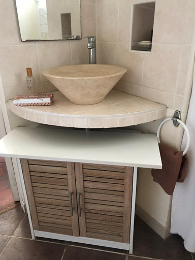 Bathroom 2, La Laiterie du Logis, Charente-Maritime