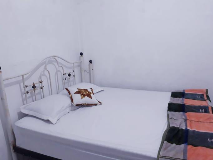 Bedroom 2, Bumimi Homestay, Pesisir Selatan