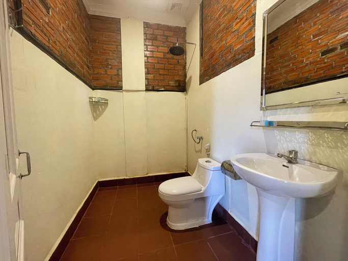 Bathroom 4, The last beach House, Kampot