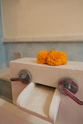 Bathroom 4, UMA LIMA 5BR -7Min Beach Access & 10Min to CANGGU, Badung