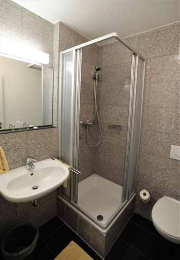 Bathroom, Hotel Christl Munchen Innenstadt, München