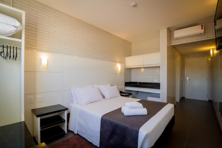 Bedroom 5, Hotel Confiance Barigui, Curitiba