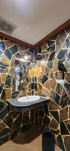 Bathroom 3, Arya Suites Patong Beach, Pulau Phuket