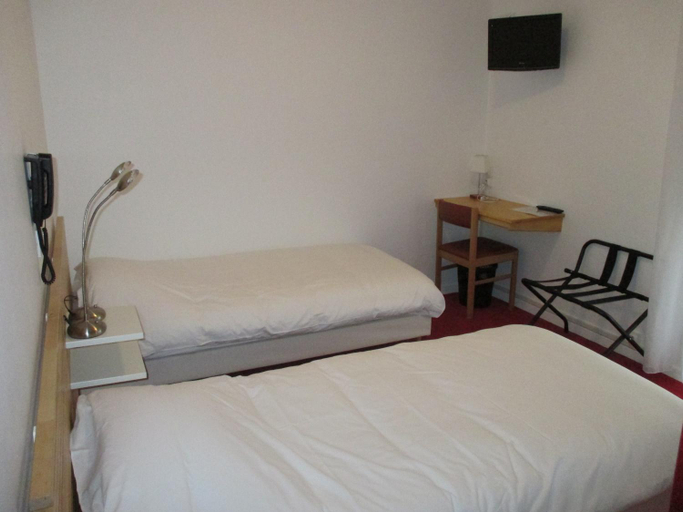 Bedroom 3, Hotel Chez Pierre d'Agos, Hautes-Pyrénées