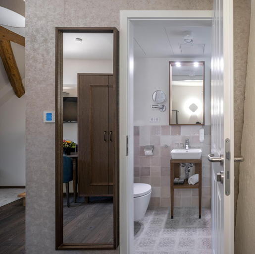 Bathroom 2, Altstadthotel der Patrizier, Regensburg