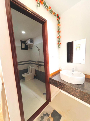 Bathroom 11
