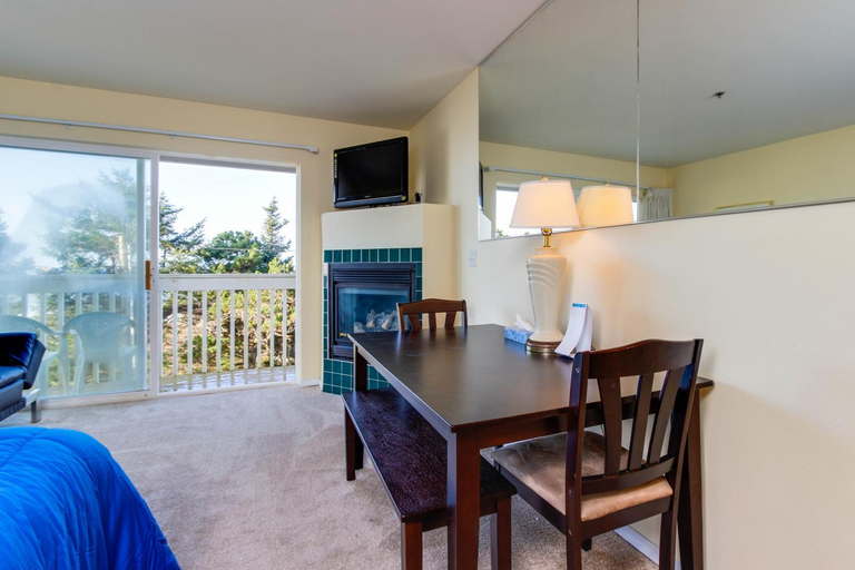 Dining Room 2