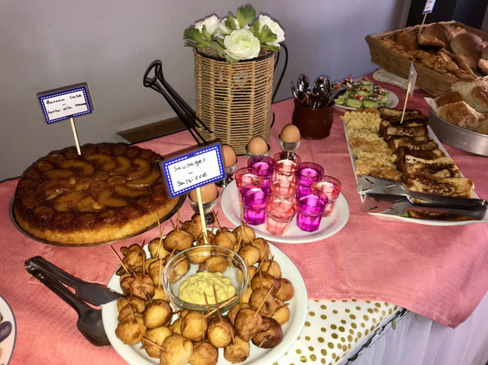 Food & Drinks 5, Dionysos Studios, Ionian Islands