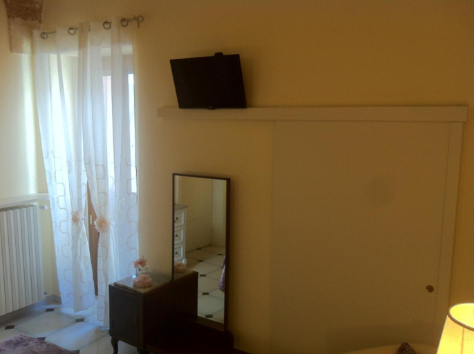 Others 4, Porta Piccola B&B, Brindisi