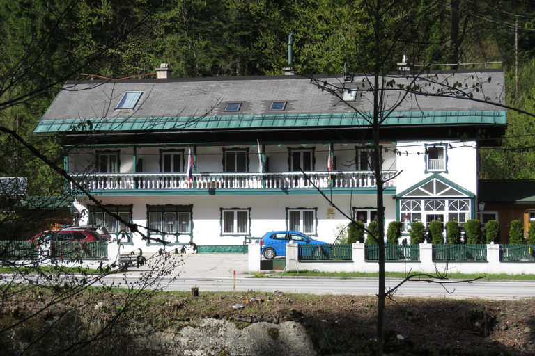 Alpenpension, Liezen