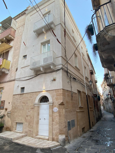 Others 3, Star Suite, Taranto