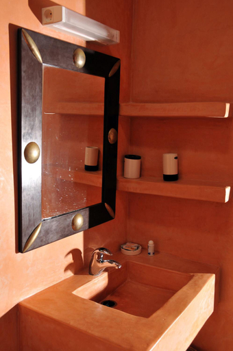 Bathroom 4, Aftas Trip, Tiznit