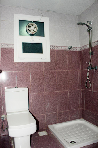 Bathroom 3, Al Noor Furnished Flats Apartments, Salalah
