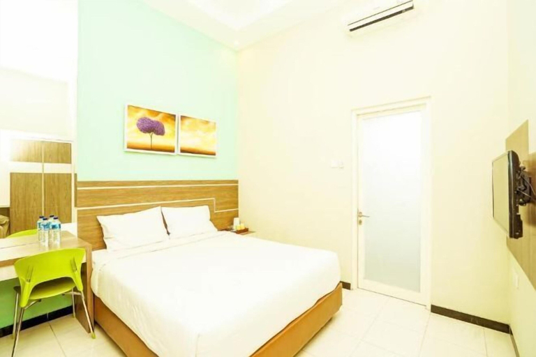 Bedroom 25