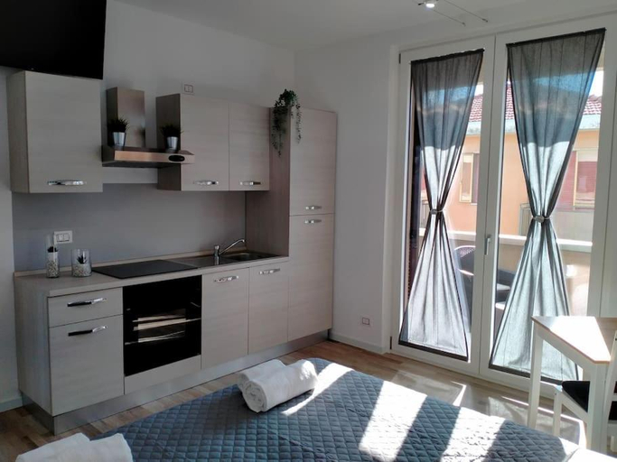 Others 3, suite room malpensa b&b, Varese