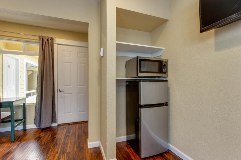 Dining Room 2
