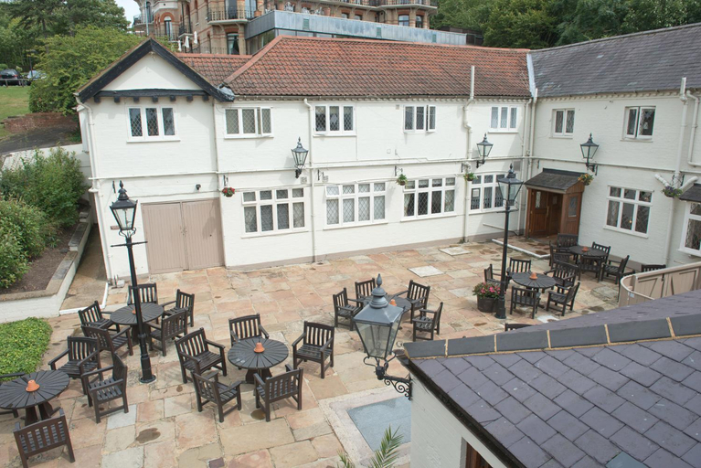 Others 4, Rose of York, London