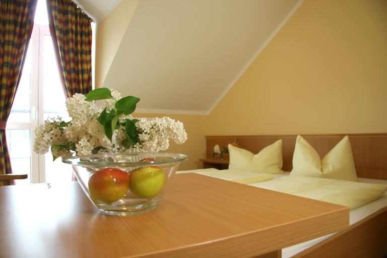Bedroom, Hotel-Gasthof Eberherr, Ebersberg
