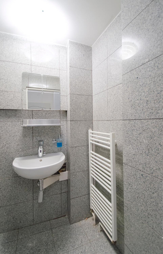 Bathroom 3, Modern Apartment Skolska 20, Praha 1