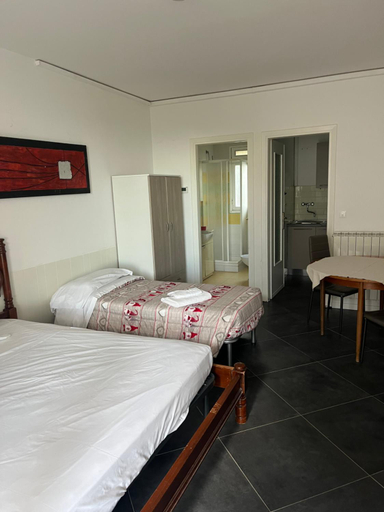 Bedroom 4, Villaggio Turistico da Tonino, Imperia
