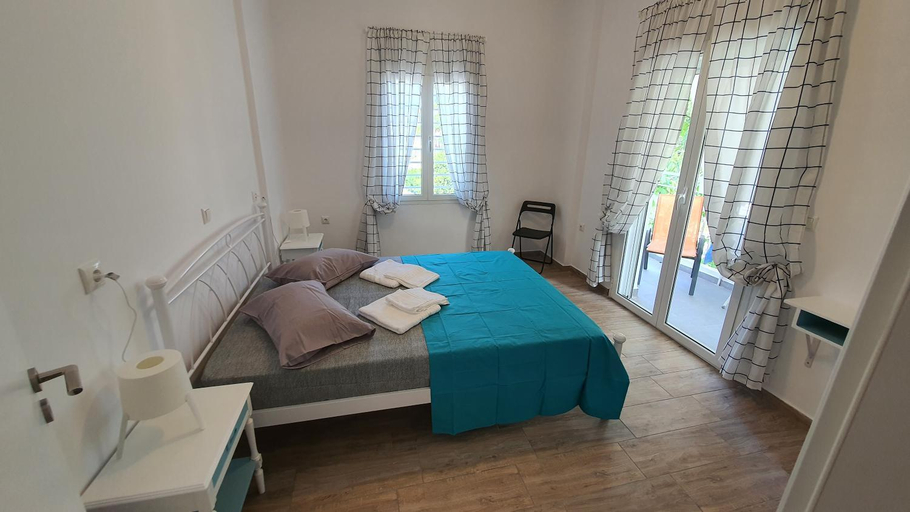 5, Angela's Luxury Apartments, Central Greece