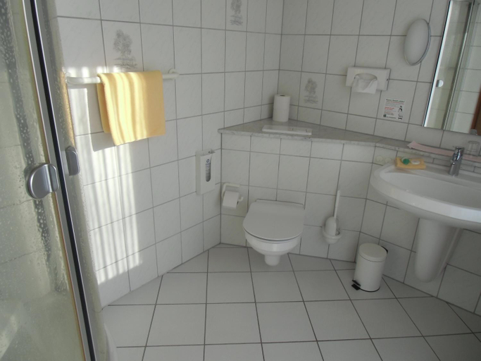 Bathroom 4, Haus Leifert, Soest