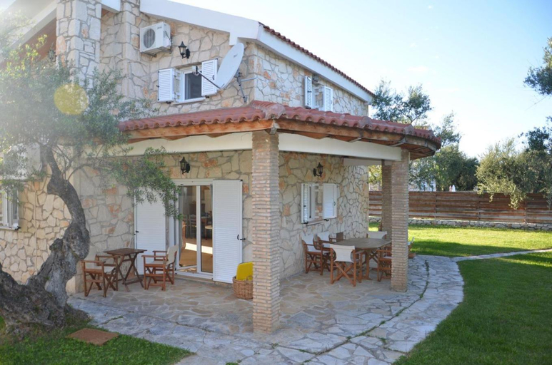 Facilities 5, L'Olivetta, Ionian Islands