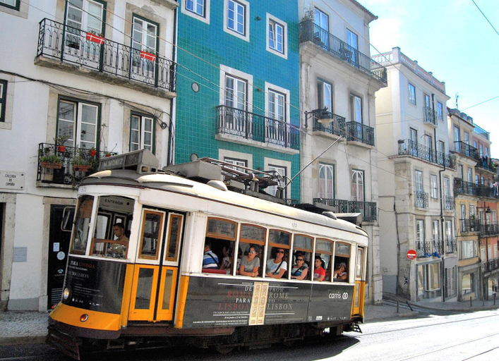 Food & Drinks 4, Ama Apartments, Lisbon