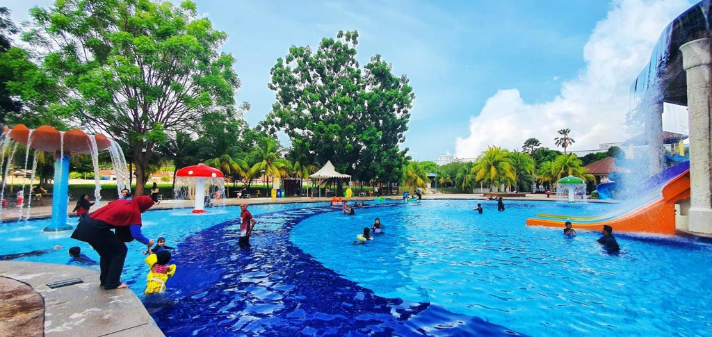 Swimming Pool 15