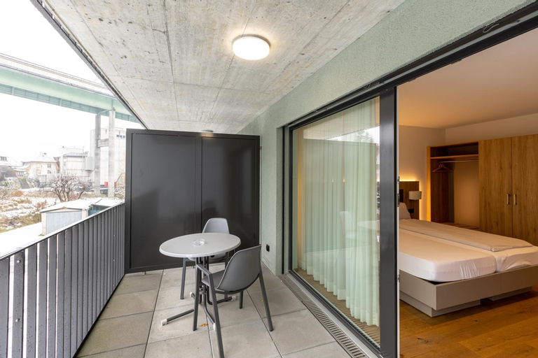 Bedroom 2, Hotel Flamatt, Sense