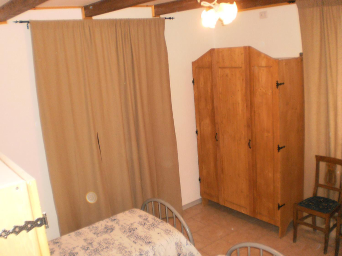 Others 5, Cantuccio, Savona