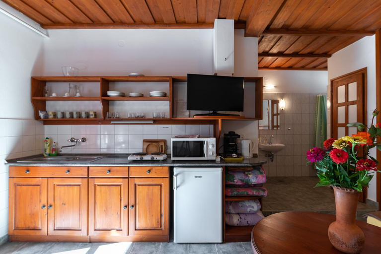 Others 4, Nyugalom Apartman Hercegkut, Sárospatak